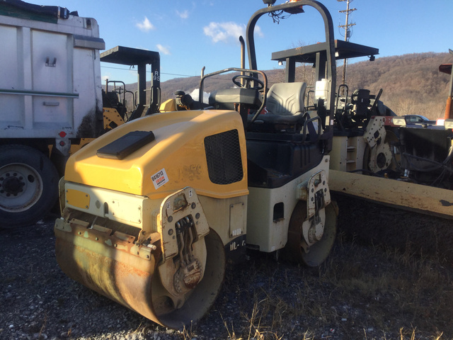 2007 Ingersoll-Rand DD-24 Vibratory Double Drum Roller 2007 Ingersoll-Rand DD-24 Vibratory Double Drum Roller