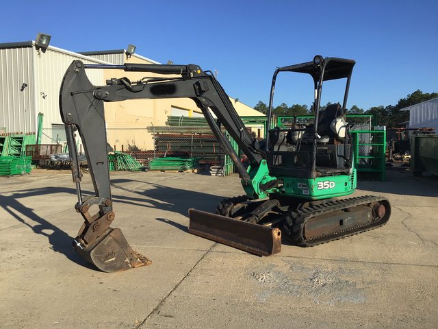 2011 John Deere 35D Mini Excavator 2011 John Deere 35D Mini Excavator