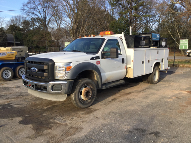 2011 Ford F-550 Super Duty Service Truck 2011 Ford F-550 Super Duty Service Truck