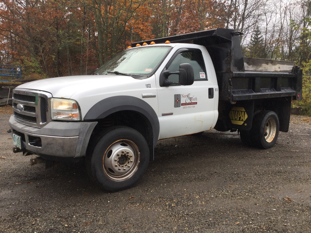 2005 Ford F-550 Super Duty 4x4 Dump Truck
