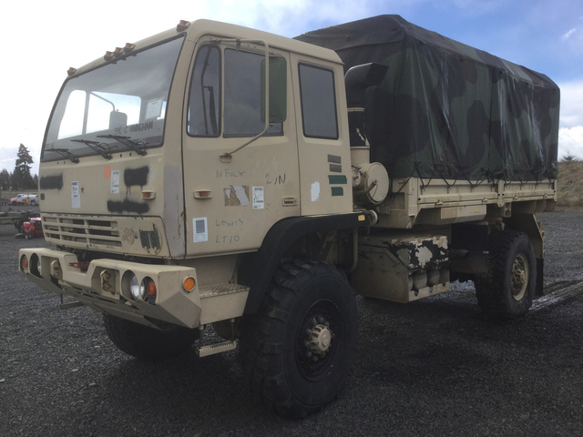 1997 Stewart & Stevenson M1078 LMTV 4x4 Cargo Truck