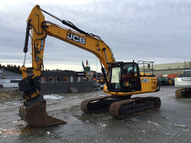 2015 JCB JS210LCT4 Track Excavator 2015 JCB JS210LCT4 Track Excavator