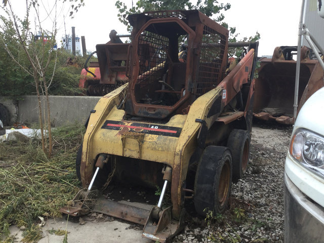 Cat 262B Skid-Steer Loader