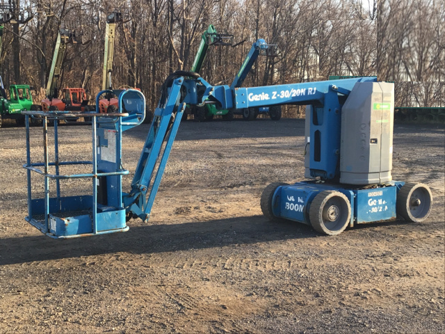 2007 Genie Z-30/20N Electric Articulating Boom Lift 2007 Genie Z-30/20N Electric Articulating Boom Lift