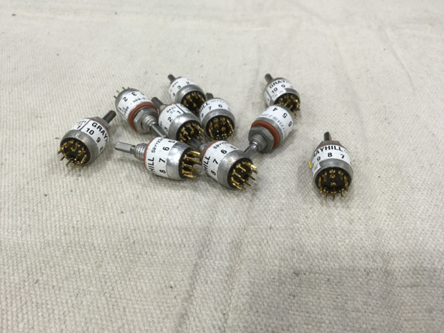 (59) Grayhill 50YY23438-2-04N Rotary Switches (59) Grayhill 50YY23438-2-04N Rotary Switches