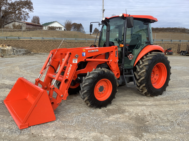 2017 Kubota M7060D 4WD Tractor
