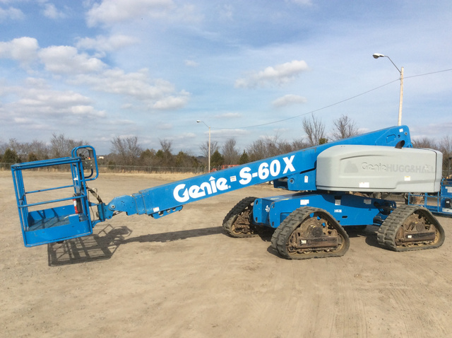 Genie S-60 Trax 4WD Diesel Crawler Telescopic Boom Lift