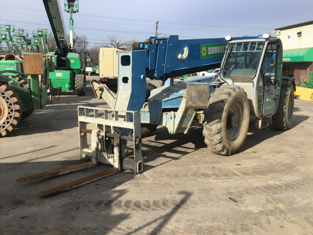 2010 Genie GTH-1056 Telehandler