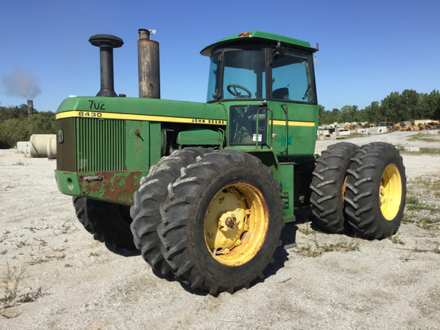 John Deere 8430 Articulated Tractor