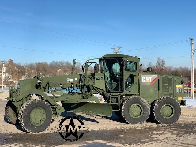 2010 Cat 120M Motor Grader (281 Original Hours) 2010 Cat 120M Motor Grader (281 Original Hours)