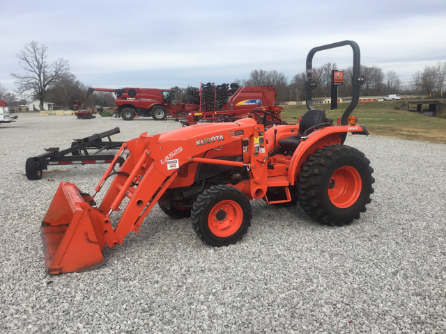 2018 Kubota L3301D 4WD Tractor
