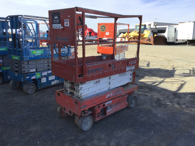 2007 Snorkel S1930 Electric Scissor Lift