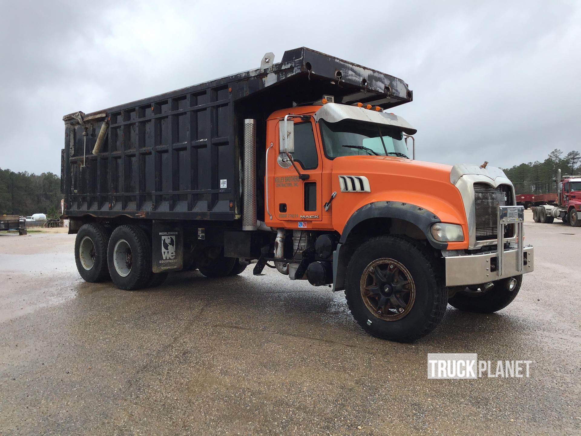 ●KING J MACK 2007 And Newer Mack CHU613 hood - JP-M11 - Jones Performance