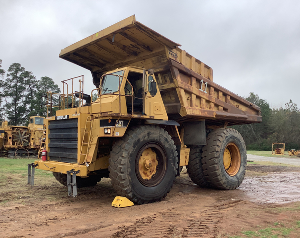 Cat 777B Off-Road End Dump Truck Cat 777B Off-Road End Dump Truck