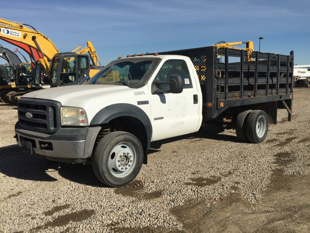 2006 Ford F-550 Super Duty 4x4 S/A Flatbed Truck