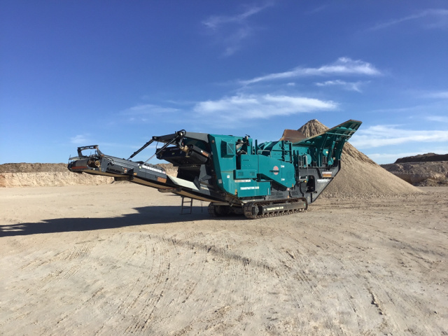 2016 Powerscreen Trakpactor 320 Tracked Mobile Impact Crusher Plant