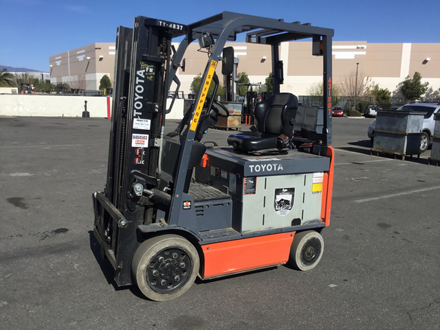 2015 Toyota 8FBCHU25 Electric Forklift
