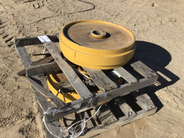 (2) Cat 188-5268 Idler Assemblies