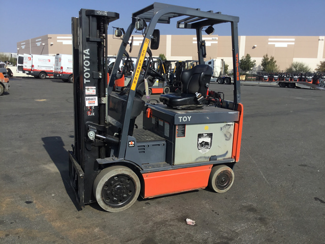 2015 Toyota 8FBCHU25 Electric Forklift