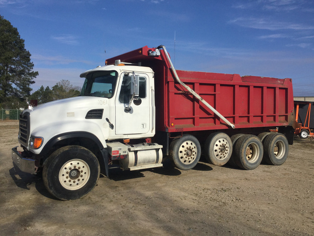 2005 Mack CV713 Quad/A Dump Truck 2005 Mack CV713 Quad/A Dump Truck
