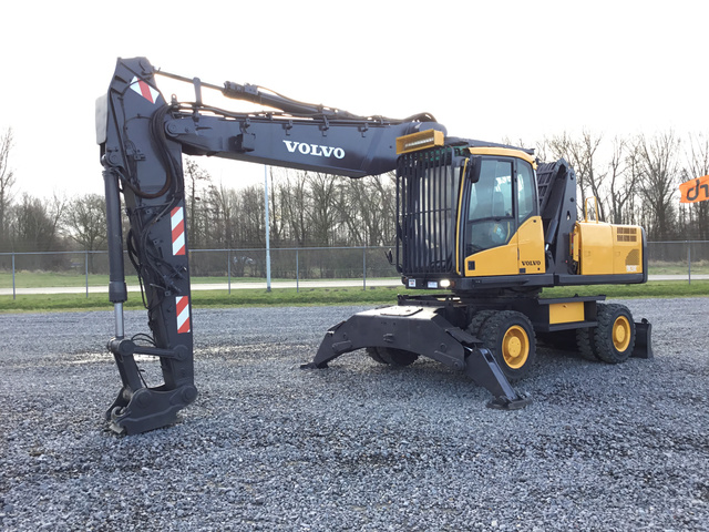 2012 Volvo EW230C Wheel Excavator 2012 Volvo EW230C Wheel Excavator