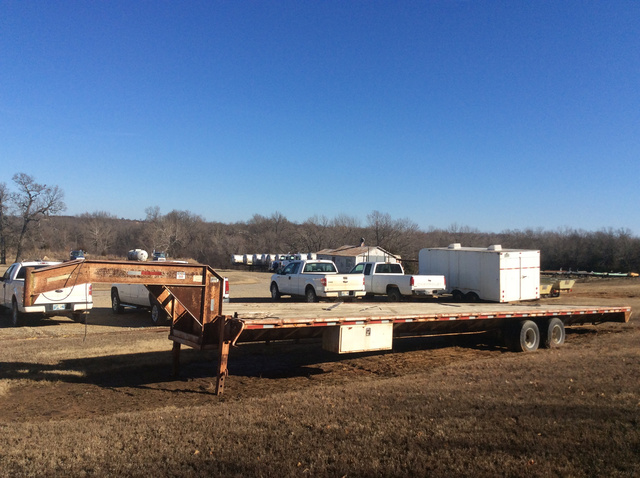 1995 Blue Ribbon F40102 T/A Equipment Trailer