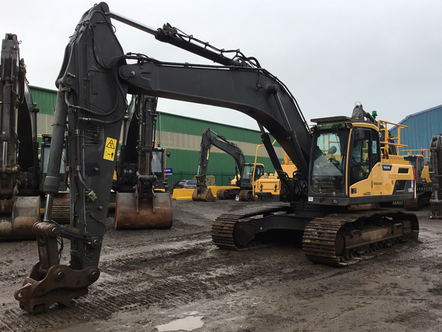 2012 Volvo EC300DL Track Excavator 2012 Volvo EC300DL Track Excavator
