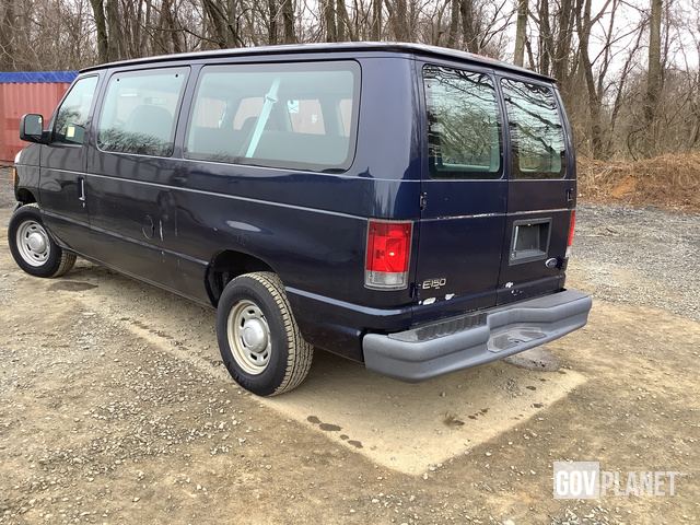 2004 e150 van