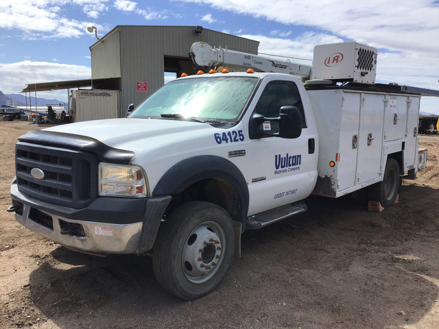 2006 Ford F-550 Service Truck w/ Crane 2006 Ford F-550 Service Truck w/ Crane