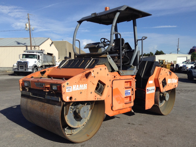 2007 Hamm HD110HV Vibratory Double Drum Roller 2007 Hamm HD110HV Vibratory Double Drum Roller