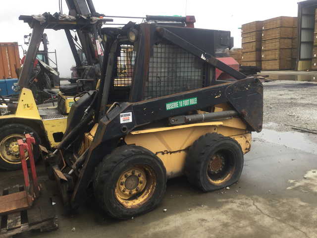 New Holland LX565 Skid-Steer Loader New Holland LX565 Skid-Steer Loader