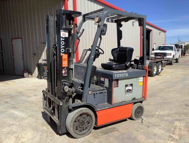 2015 Toyota 8FBCHU25 Electric Forklift