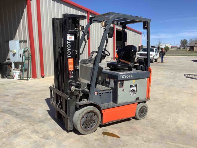 2015 Toyota 8FBCHU25 Electric Forklift