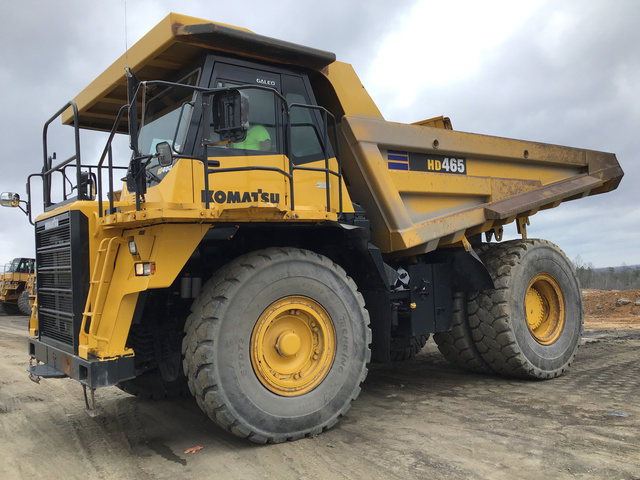 2007 Komatsu HD465-7E0 Off-Road End Dump Truck 2007 Komatsu HD465-7E0 Off-Road End Dump Truck