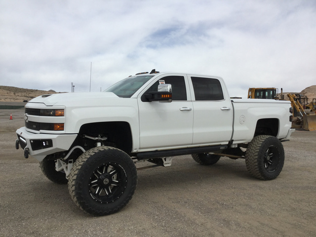 2016 Chevrolet Silverado K2500HD LTZ 4x4 Z71 Crew Cab Pickup