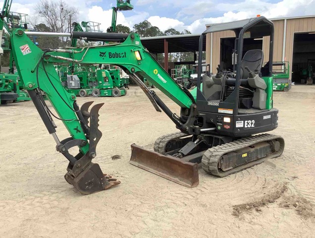 2014 Bobcat E32 Mini Excavator