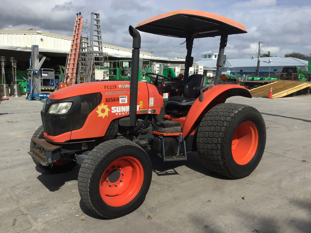2014 Kubota M6060D 4WD Tractor 2014 Kubota M6060D 4WD Tractor