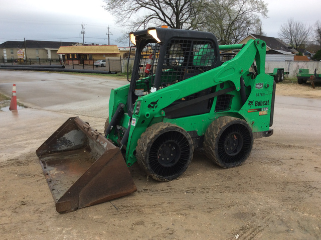 2014 Bobcat S530 Skid-Steer Loader 2014 Bobcat S530 Skid-Steer Loader