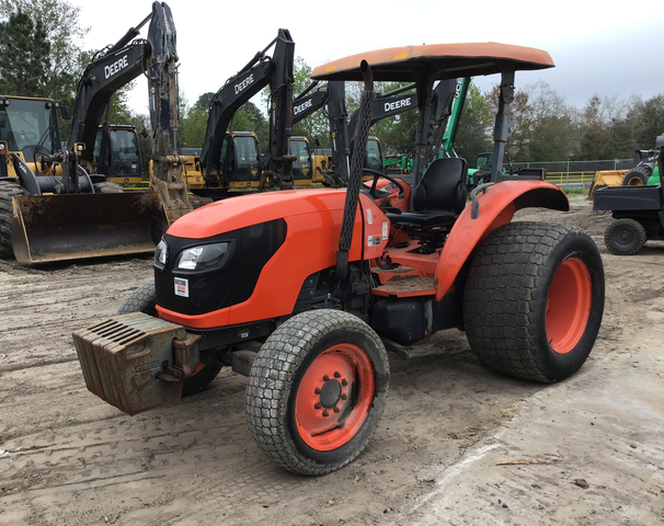 2013 (unverified) Kubota M7040SUD 4WD Tractor 2013 (unverified) Kubota M7040SUD 4WD Tractor