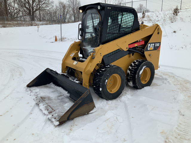 2017 Cat 236D Skid-Steer Loader 2017 Cat 236D Skid-Steer Loader