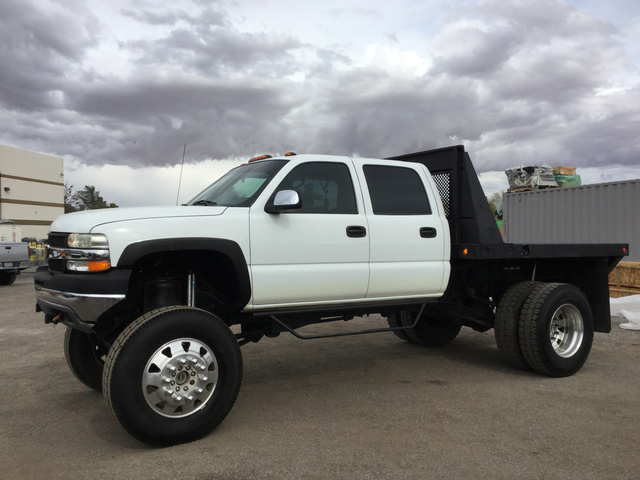 2002 Chevrolet Silverado 3500 4x4 Flatbed Truck
