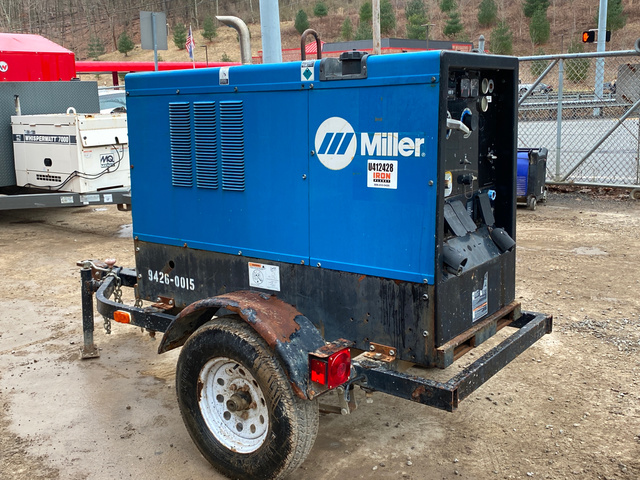 2013 Miller Big Blue 400D Engine Driven Welder