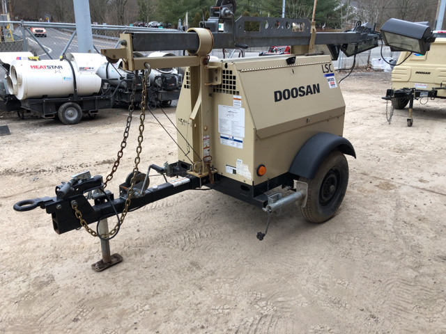 2015 Doosan LSCWKUB-60HZ-T4F Light Tower 2015 Doosan LSCWKUB-60HZ-T4F Light Tower