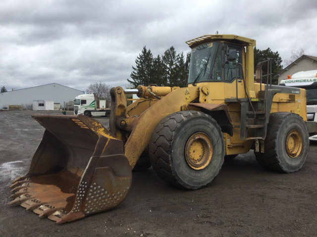 1998 Komatsu WA500 Wheel Loader