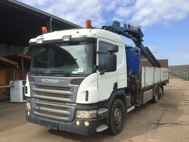 2005 Scania P420 6x2 Flatbed Truck w/Crane 2005 Scania P420 6x2 Flatbed Truck w/Crane