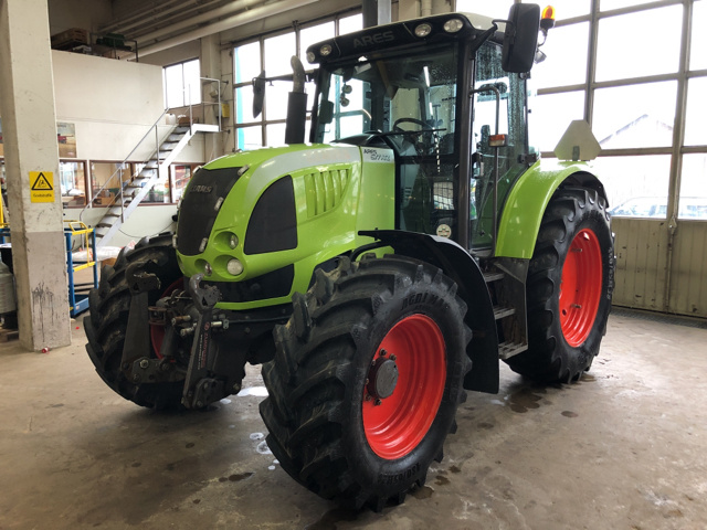 2009 Claas Ares 577 ATZ 4WD Tractor 2009 Claas Ares 577 ATZ 4WD Tractor