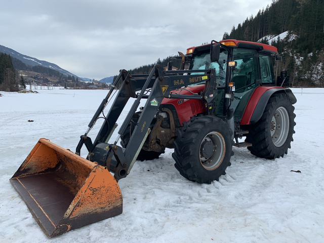 2011 Case IH JXU115 4WD Tractor 2011 Case IH JXU115 4WD Tractor