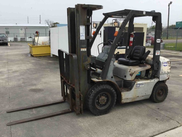 Nissan MYL02A25V Pneumatic Tire Forklift Nissan MYL02A25V Pneumatic Tire Forklift