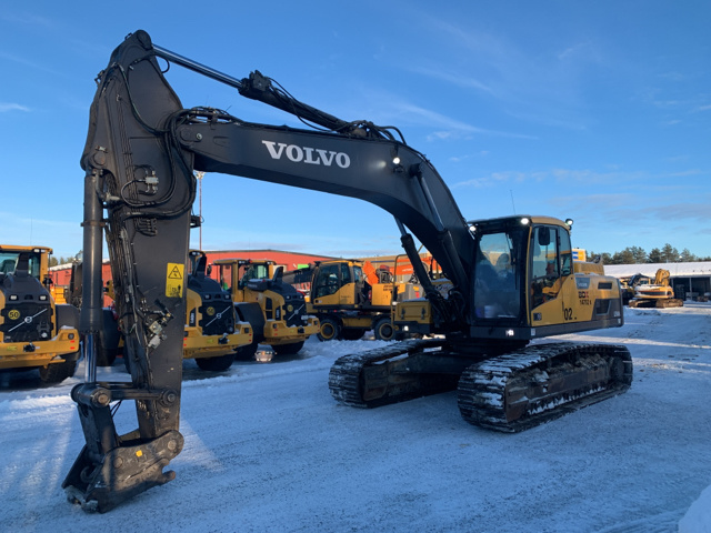 2014 Volvo EC300DL Track Excavator 2014 Volvo EC300DL Track Excavator