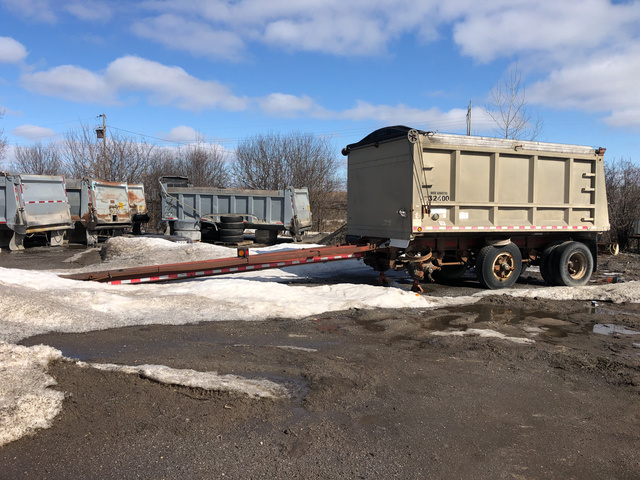 1991 Homebuilt Tri/A End Dump Trailer 1991 Homebuilt Tri/A End Dump Trailer